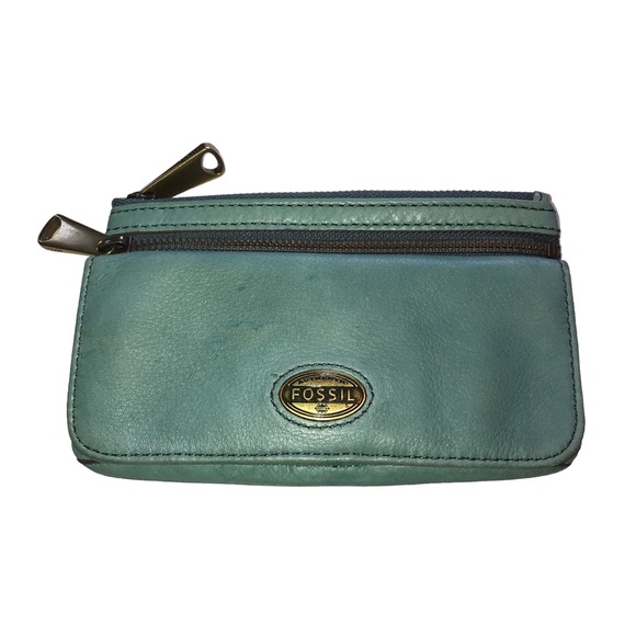 Fossil Explorer Clutch Turquoise Color Green Leather Outer Snap Closure - Picture 1 of 10
